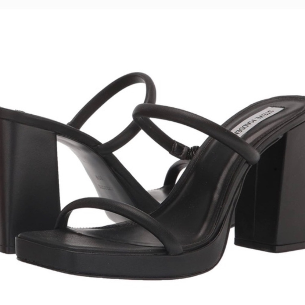 Steve Madden black heel